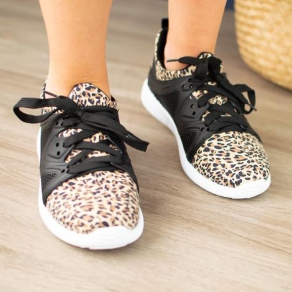 MEOW Sneakers - Picture 4 of 8